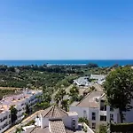 Atico Duplex En Con Vistas Al Mar Y Montana A 10 Min De La Playa * Estepona