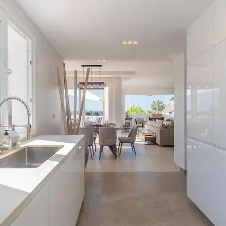 Appartement Atico Duplex En Con Vistas Al Mar Y Montana A 10 Min De La Playa Estepona