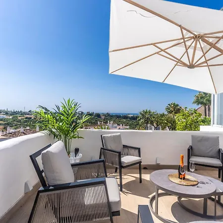 Atico Duplex En Con Vistas Al Mar Y Montana A 10 Min De La Playa * Estepona