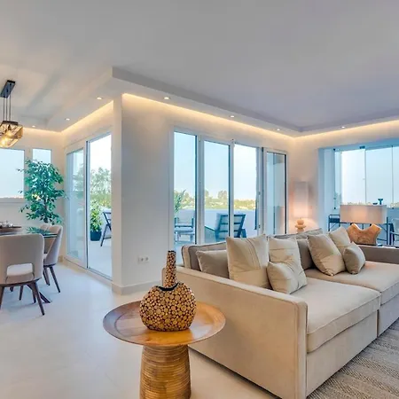 Atico Duplex En Con Vistas Al Mar Y Montana A 10 Min De La Playa 公寓 埃斯特波纳