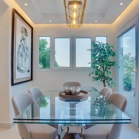Atico Duplex En Con Vistas Al Mar Y Montana A 10 Min De La Playa 公寓 埃斯特波纳
