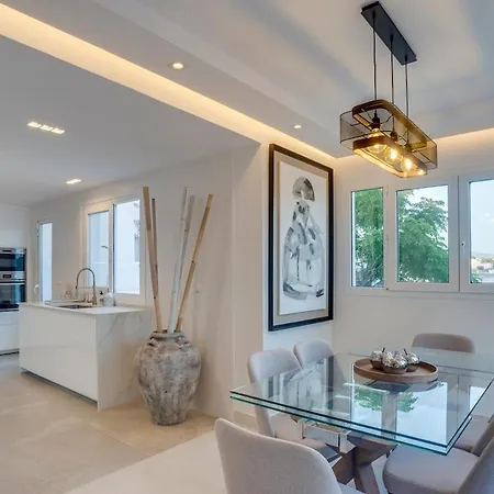 Atico Duplex En Con Vistas Al Mar Y Montana A 10 Min De La Playa 公寓 埃斯特波纳