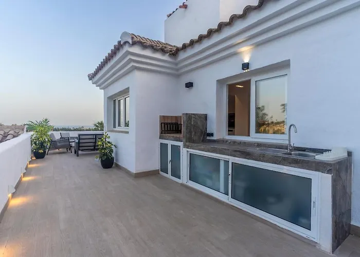 Apartamento Atico Duplex En Con Vistas Al Mar Y Montana A 10 Min De La Playa *