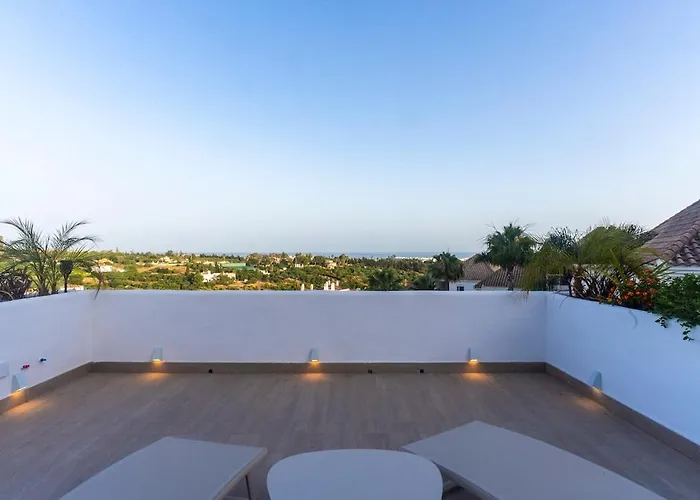 Atico Duplex En Con Vistas Al Mar Y Montana A 10 Min De La Playa *