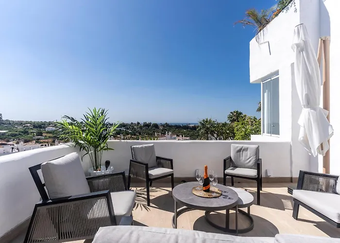 Atico Duplex En Con Vistas Al Mar Y Montana A 10 Min De La Playa * Estepona