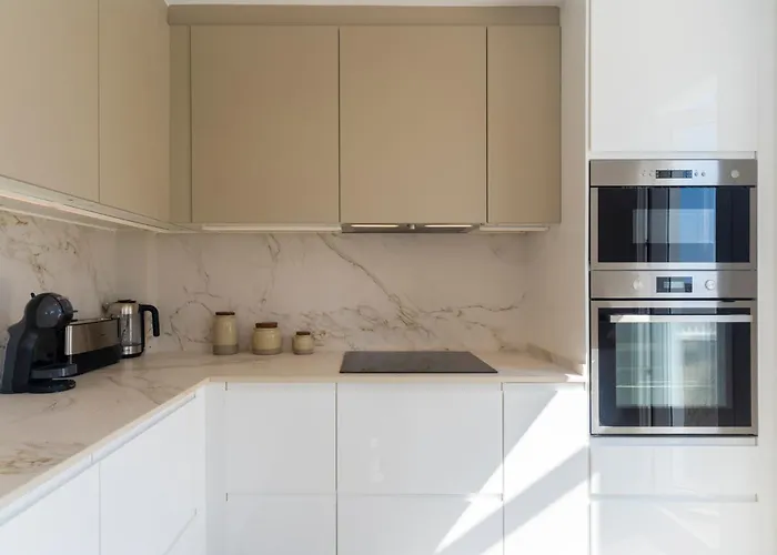 Atico Duplex En Con Vistas Al Mar Y Montana A 10 Min De La Playa 아파트