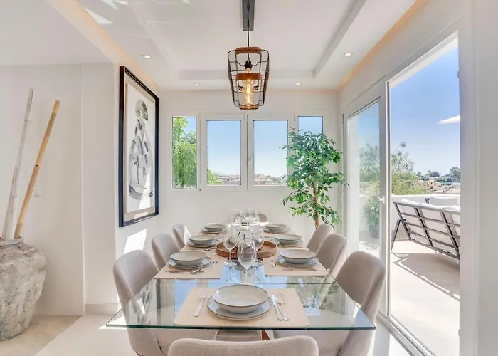 Atico Duplex En Con Vistas Al Mar Y Montana A 10 Min De La Playa 에스테포나