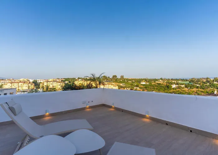 Atico Duplex En Con Vistas Al Mar Y Montana A 10 Min De La Playa *