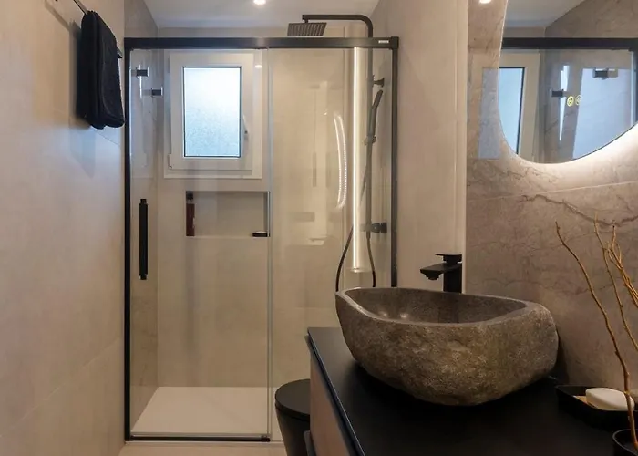 Apartamento Atico Duplex En Con Vistas Al Mar Y Montana A 10 Min De La Playa Estepona