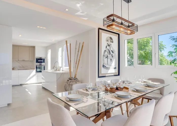 Atico Duplex En Con Vistas Al Mar Y Montana A 10 Min De La Playa * Estepona