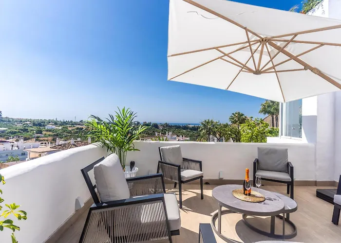 Atico Duplex En Con Vistas Al Mar Y Montana A 10 Min De La Playa * Estepona